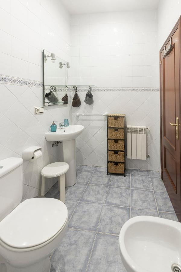 Apartamentos Turisticos La Flor Muros de Nalón Екстериор снимка