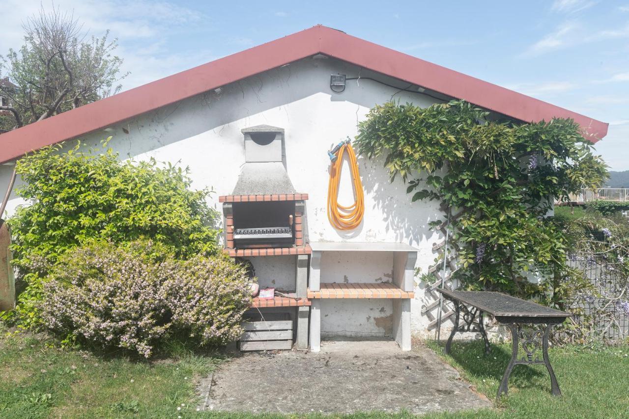 Apartamentos Turisticos La Flor Muros de Nalón Екстериор снимка