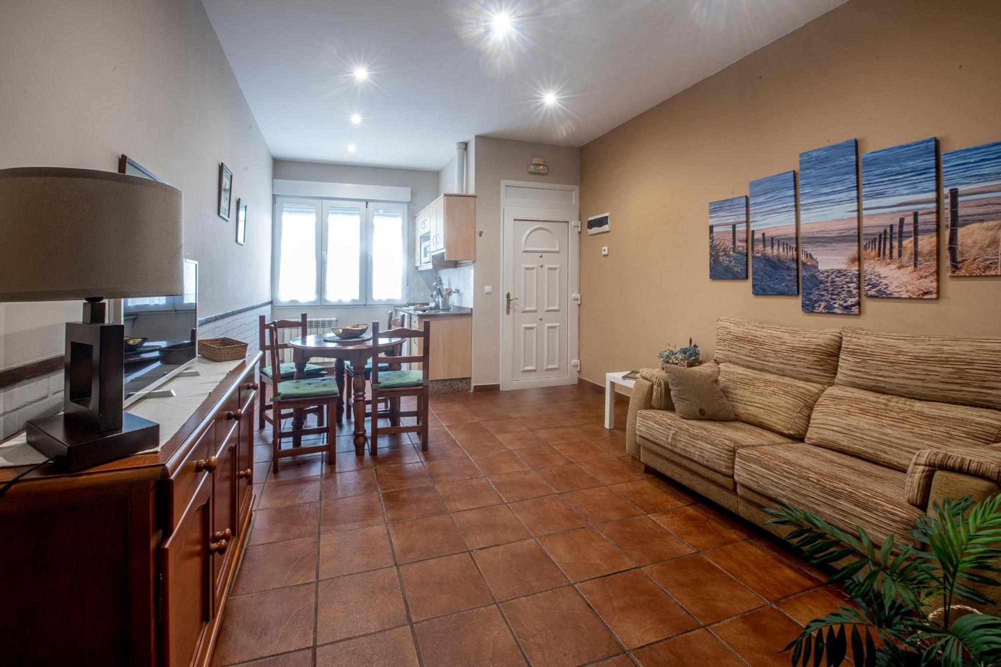 Apartamentos Turisticos La Flor Muros de Nalón Екстериор снимка