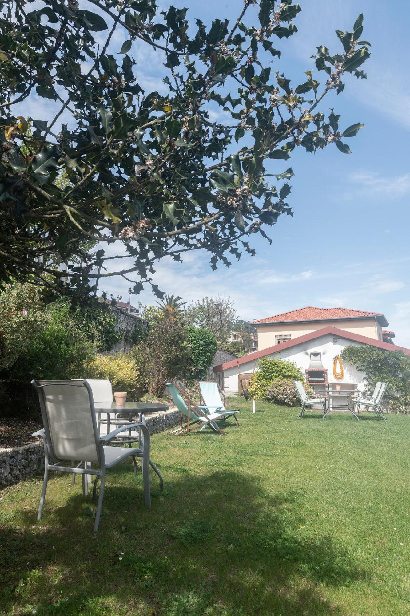 Apartamentos Turisticos La Flor Muros de Nalón Екстериор снимка